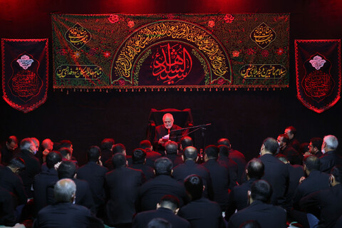 تصاویر/ برگزاری مراسم سوگواری شام غریبان شهادت امام حسین (ع) در نهاد ریاست جمهوری