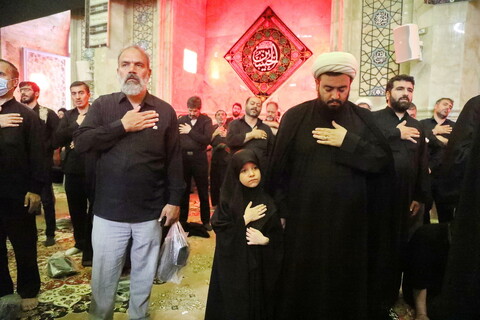 تصاویر / مراسم شام غریبان اباعبدالله الحسین (ع) در مسجد اعظم قم