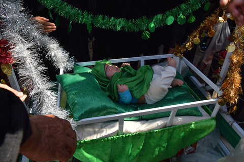 تصاویر/عاشورای حسینی و اجرای تعزیه سیار در ابرکوه