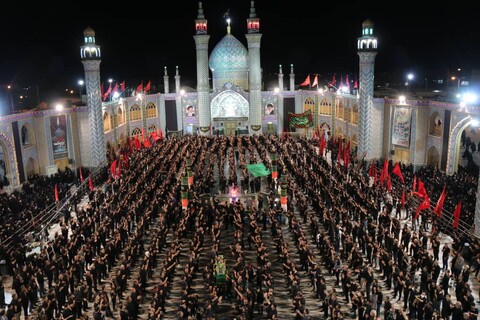 تصاویر:شام غریبان امام حسین (ع)درحرم حضرت محمد هلال بن علی (ع)آران وبیدگل