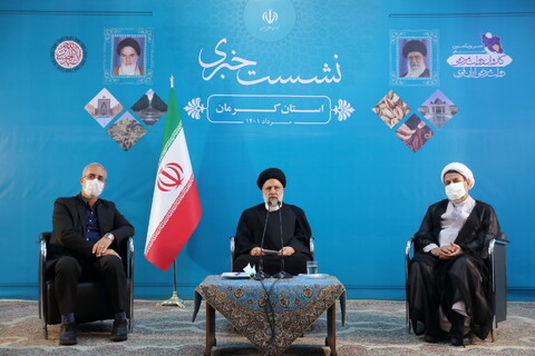 تصاویر/ رئیس جمهور در نشست خبری استان کرمان