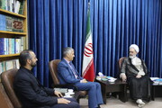 تصاویر / دیدار سفیر صربستان در  ایران با آیت‌الله اعرافی