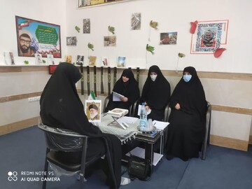 انجام مصاحبه خواهران طلبه جدیدالورود مدرسه بنت الرسول(س) لرستان