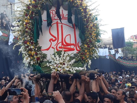 برگزاری آئین سنتی نخل گردانی روز شش امام حسین(ع) در نیاسر کاشان