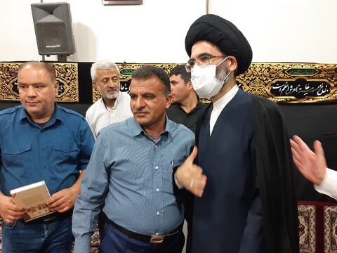 تصاویر:دیدار آزادگان منطقه کاشان  با نماینده ولی فقیه