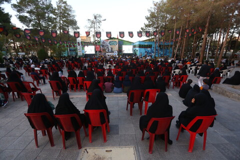 تصاویر/ مراسم تجلیل از آزادگان در گلستان شهدای اصفهان