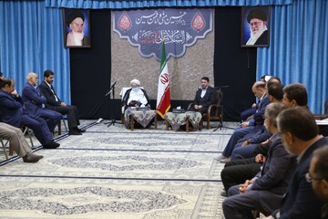 امام جمعه یزد: جلوی گرانی ها گرفته شود