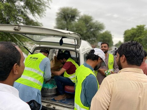 القائم ٹرسٹ پاکستان کی جانب سے سیلاب زدگان کے لئے امدادی کاروائیاں