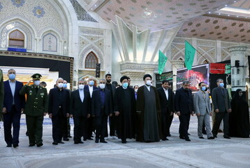 تجدید میثاق اعضای دولت با آرمان‌های امام راحل و شهدا + عکس