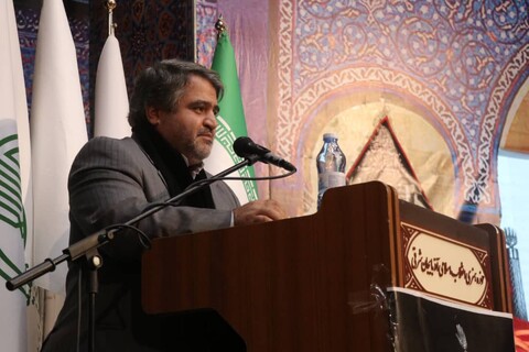 تصاویر/ آئین اختتامیه کنگره منطقه‌ای شعر محرم در تبریز