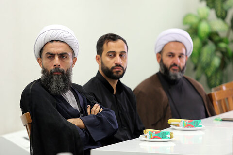 نشست علمی تبیین شخصیت زیدبن علی(ع) با حضور کارشناسان قم و یمن