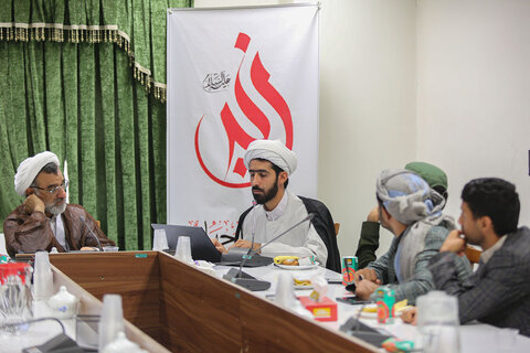 نشست علمی تبیین شخصیت زیدبن علی(ع) با حضور کارشناسان قم و یمن