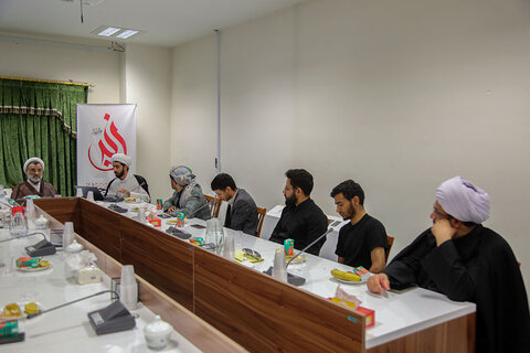 نشست علمی تبیین شخصیت زیدبن علی(ع) با حضور کارشناسان قم و یمن