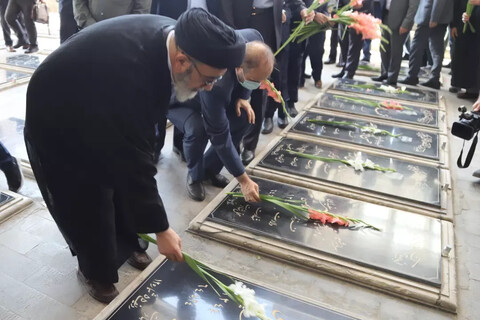 تصاویر/ آئین گرامیداشت هفته دولت و بزرگداشت یاد شهیدان رجائی و باهنر در تبریز