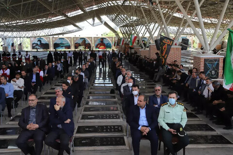 تصاویر/ آئین گرامیداشت هفته دولت و بزرگداشت یاد شهیدان رجائی و باهنر در تبریز