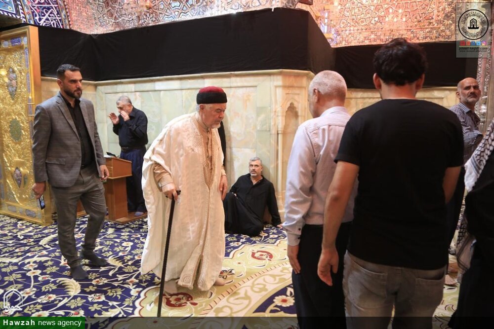 प्रसिद्ध इस्लामी विद्वान तेजानी समावी मस्जिदे कूफा की ज़ियारत को पहुंचे + तस्वीरें