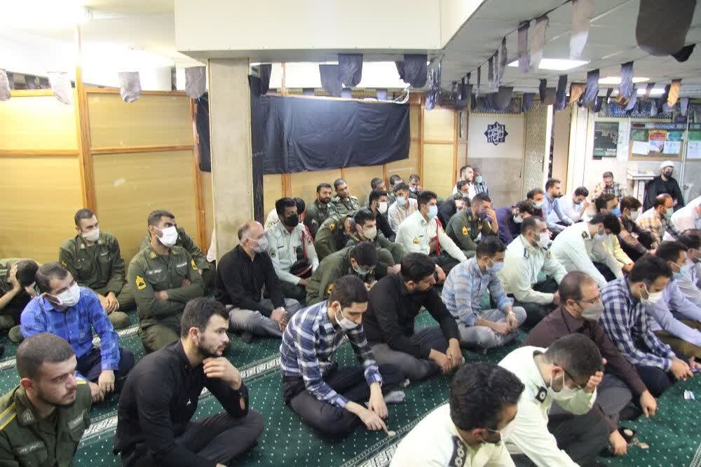 ضعیف کردن حب دنیا عامل کاهش علاقه و خواهشهای نفسانی است