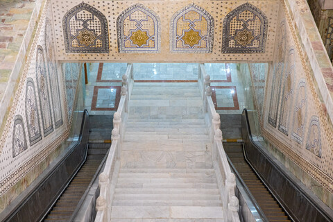 تصاویر/ ایجاد مسیر جدید ویژه زائرین در رواق دارالولایه حرم رضوی