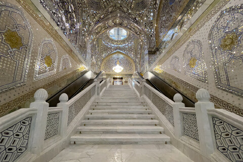 تصاویر/ ایجاد مسیر جدید ویژه زائرین در رواق دارالولایه حرم رضوی