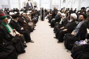آية الله النجفي يشارك في المجلس التأبيني المقام على روح آية الله الحكيم