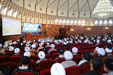 تصاویر/  آیین افتتاحیه سال جدید تحصیلی حوزه‌های علمیه(۱۴۰۲_۱۴۰۱)