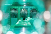 ویڈیو/ رہبر انقلاب اسلامی آیت اللہ خامنہ ای امام رضا (ع) کے روضہ اقدس کی صفائی کے روحانی عمل میں شرکت