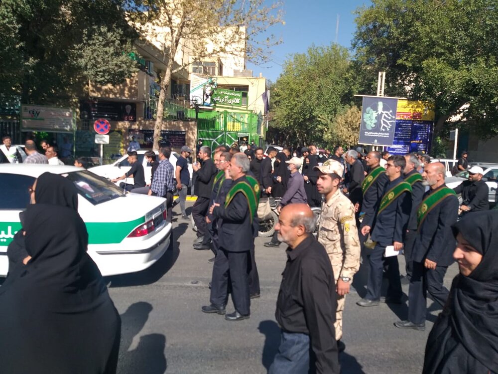 «نصف جهان» عزادار ناصرِ دین است + عکس