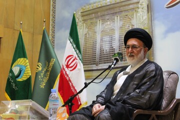 حوزه برای پاسخگویی به مردم دنیا برنامه‌ریزی کند | جای خالی کتاب های شیعه در کتابخانه های دنیا