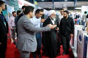 بازدید عضو مجلس خبرگان رهبری از نمایشگاه دستاوردهای دولت در خوزستان + تصویر