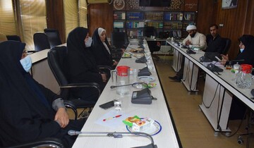 سومین نشست هیئت اندیشه‌ورز بانوان قرآنی استان بوشهر برگزار شد