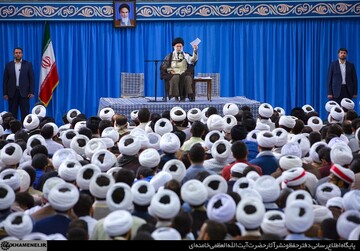 راهکار رهبر انقلاب برای دستیابی به حوزه علمیه مطلوب