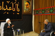 Photo/ Grand Ayatollah Nouri Hamedani Meets Iran's Minister of Industry, Mine and Trade