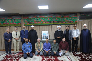 تصاویر / مراسم رونمایی از پوستر جشنواره ملی عکس پارسایی به مناسبت یکصدمین سال بازتاسیس حوزه‌های علمیه