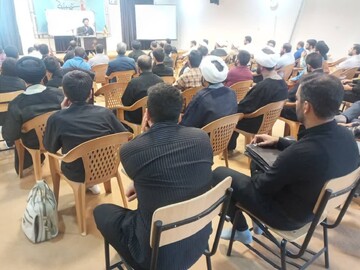 هیچ تفاوتی بین طلاب و  غیرطلاب در جذب آموزش و پرورش وجود ندارد