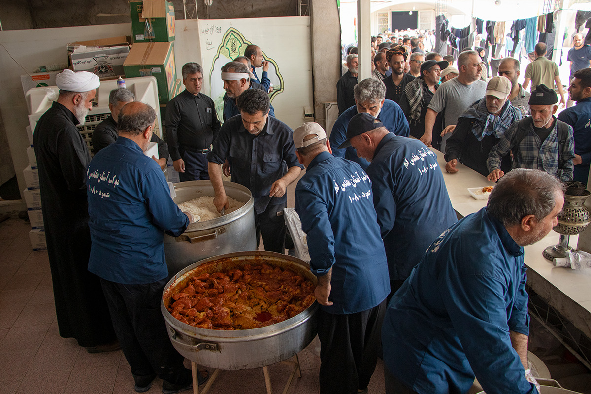 Photo/ Moukkab of Lady Masuma Holy Shrine Hosting Arbaeen Pilgrims