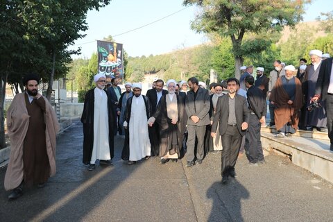 بالصور/ زيارة مدير الحوزات العلمية في إيران لمدينة شهركرد