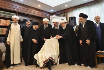 تصاویر/ مراسم رونمایی از کتاب"البحوث الاصولیة"