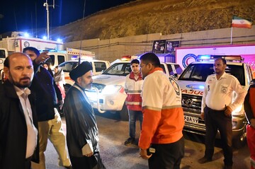 فیلم/ بازدید شبانه نماینده ولی فقیه در آذربایجان غربی از پایانه مرزی تمرچین