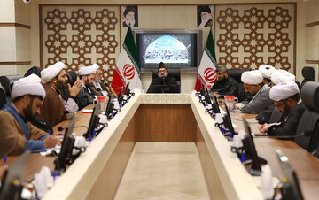 تصاویر/هم اندیشی جمعی از پژوهشگران حوزه باحضور یکی از علمای اهل سنت پاکستان در مرکز مدیریت حوزه های علمیه