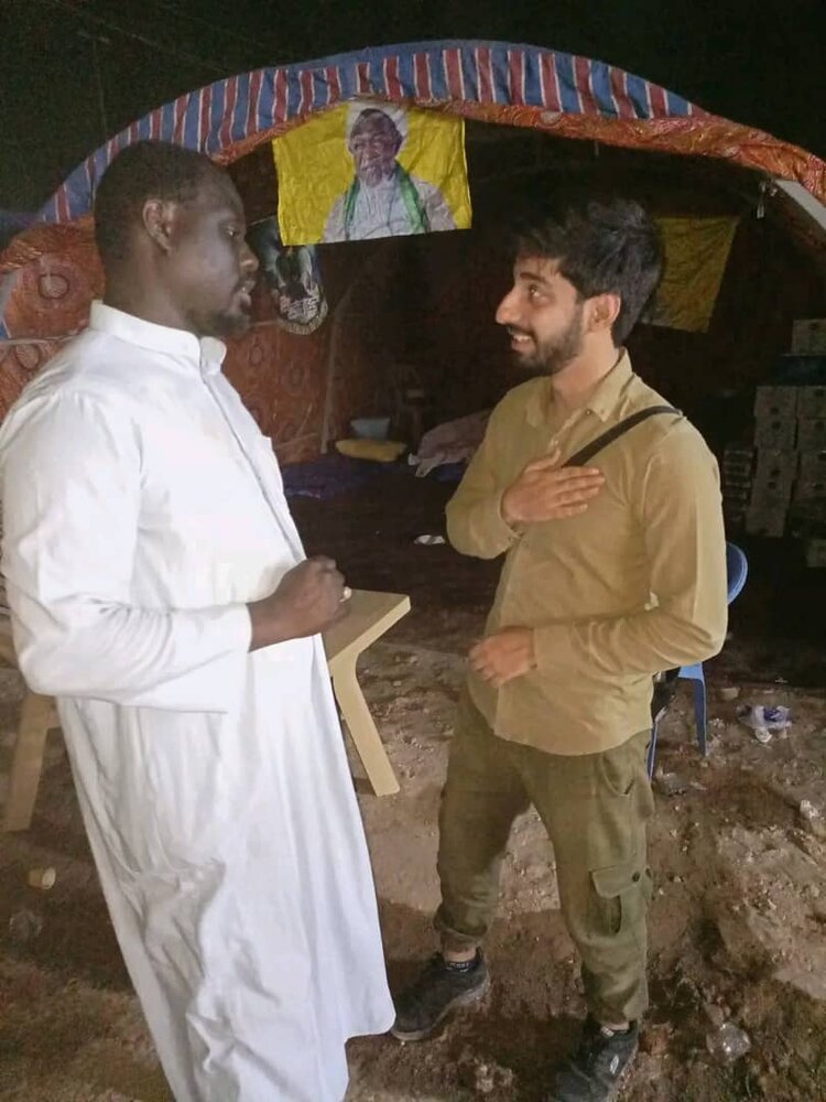 برپایی موکب شیخ ابراهیم زکزاکی در مسیر نجف به کربلا + تصاویر