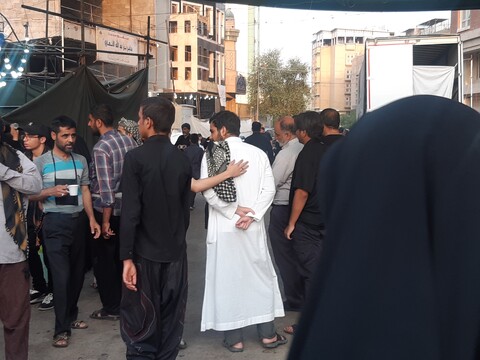 تصاویر:پذیرایی موکب العباس کاشان درنجف اززاءرین اربعین حسینی
