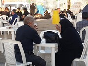 تصاویر/ خدمت‌رسانی موکب هیئت حسینی نخل کاشان به زائرین در مهران