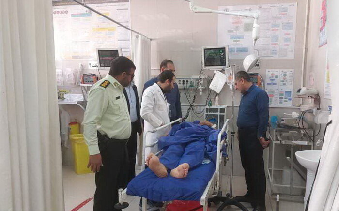 توضیح رئیس پلیس شیراز درباره حادثه مسجد حاج عباس | ضارب دستگیر شد + عکس