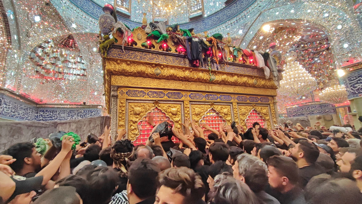 Photo/ Atmosphere of Al Abbas Holy Shrine on Arbaeen