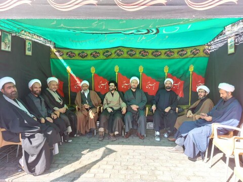تصاویر/ حضور فعال طلاب و روحانیون حوزه علمیه در راهپیمایی اربعین استان قزوین