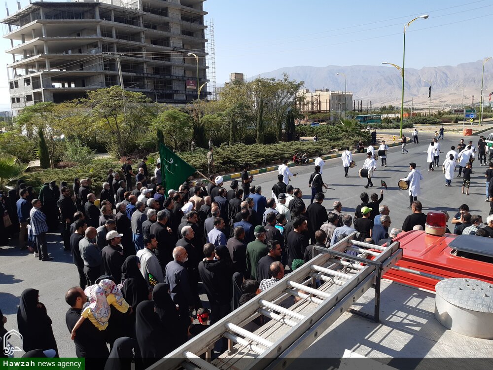 پیاده‌روی جاماندگان اربعین حسینی در کاشان برگزار شد +عکس
