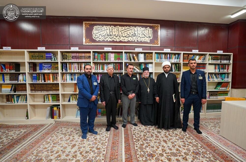 ممثل المسيح الأرثوذكس في إسبانيا والبرتغال يبدي إعجابه بما تضمُّه مكتبة الروضة الحيدرية المطهرة ممثل المسيح الأرثوذكس في إسبانيا والبرتغال يبدي إعجابه بما تضمُّه مكتبة الروضة الحيدرية المطهرة