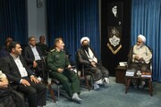 تصاویر / دیدار فرماندهان نظامی با نماینده ولی فقیه در استان قزوین به مناسبت هفته دفاع مقدس