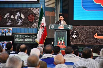 تجلیل از پیشکسوتان دفاع مقدس عمل به دستور دین است