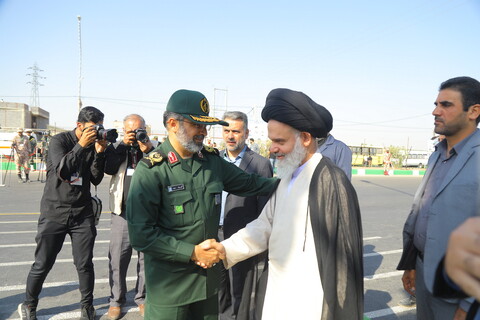 تصاویر / مراسم آغاز هفته دفاع مقدس با سخنرانی آیت الله حسینی بوشهری